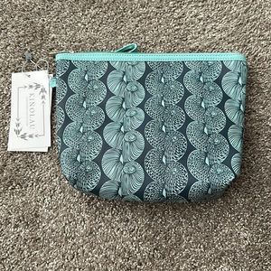 Manaola Zip Pouch